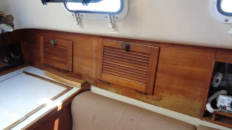 Slide: The Image of Aloha 8.5 1986 - 15564489