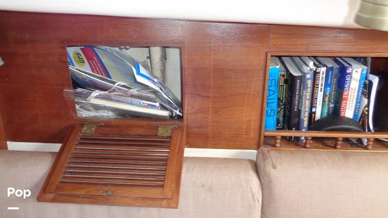 Slide: The Image of Aloha 8.5 1986 - 15564497