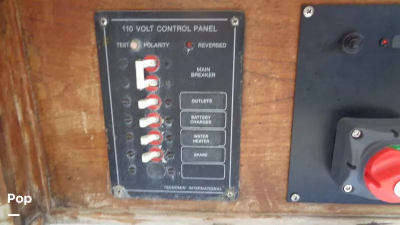 Slide: The Image of Aloha 8.5 1986 - 15564503