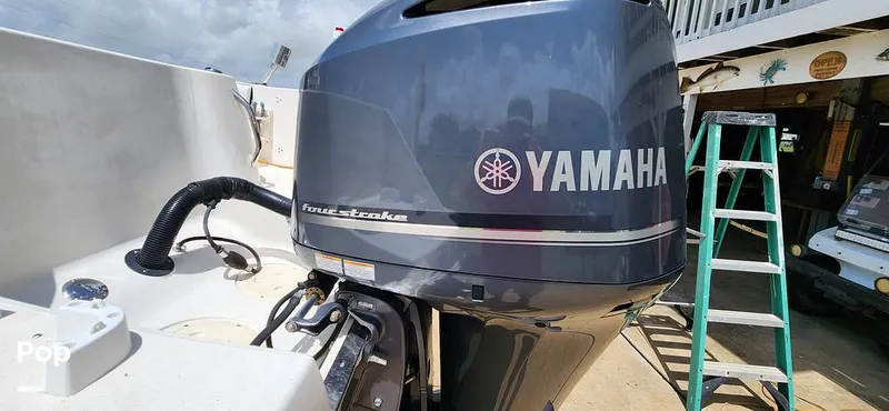 Slide: The Image of Robalo R220 2006 - 15578515