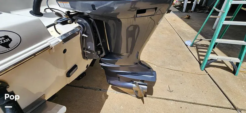 Slide: The Image of Robalo R220 2006 - 15578516