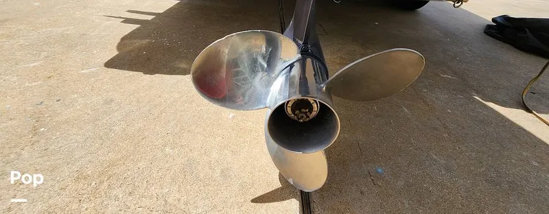 Slide: The Image of Robalo R220 2006 - 15578518