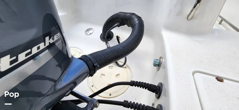 Slide: The Image of Robalo R220 2006 - 15578525