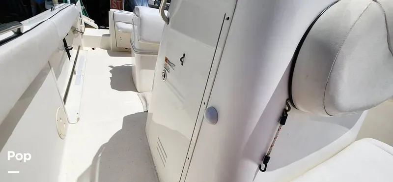 Slide: The Image of Robalo R220 2006 - 15578546