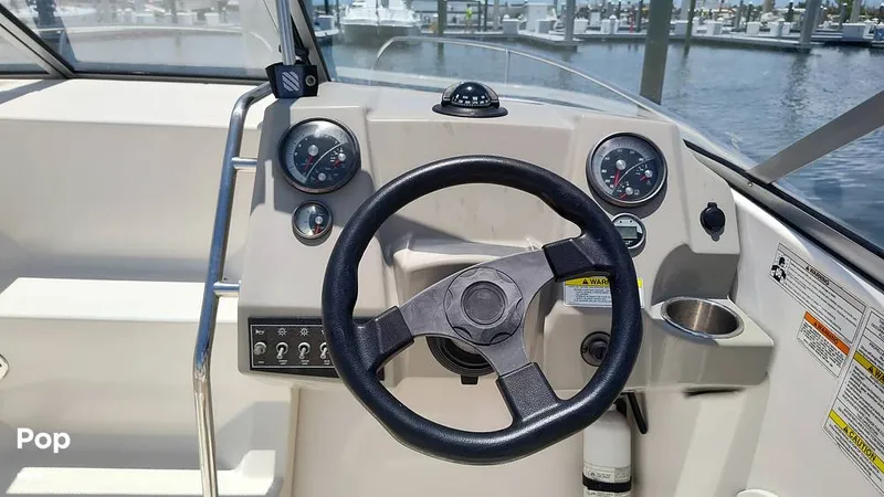 Slide: The Image of Bayliner 642OV 2015 - 15542713