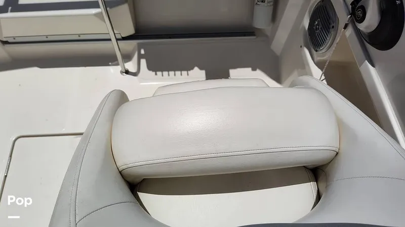 Slide: The Image of Bayliner 642OV 2015 - 15542714