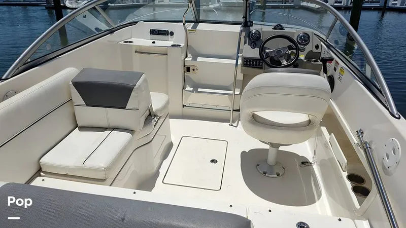 Slide: The Image of Bayliner 642OV 2015 - 15542719