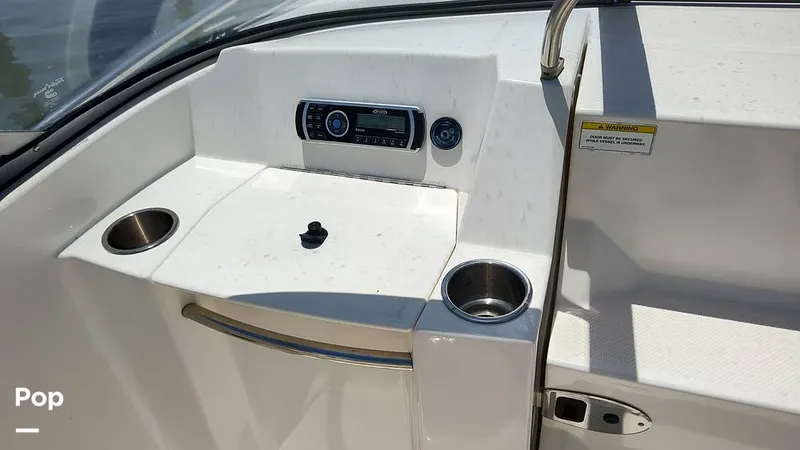 Slide: The Image of Bayliner 642OV 2015 - 15542705