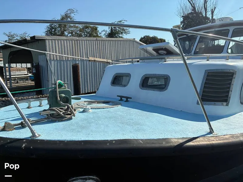 Slide: The Image of Willard Double Cabin 1968 - 15851223