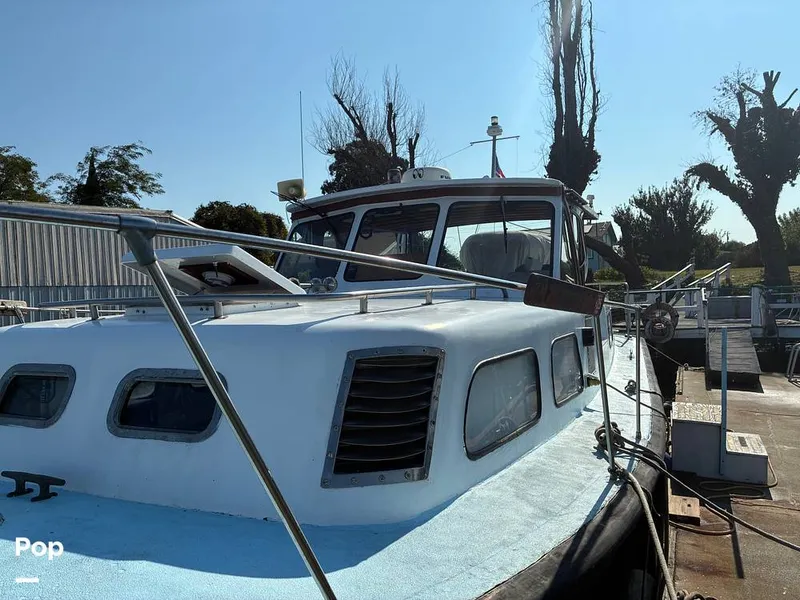 Slide: The Image of Willard Double Cabin 1968 - 15851224