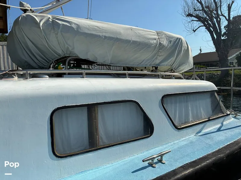 Slide: The Image of Willard Double Cabin 1968 - 15851225