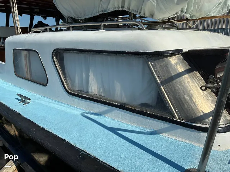 Slide: The Image of Willard Double Cabin 1968 - 15851230