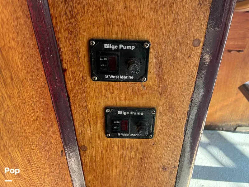 Slide: The Image of Willard Double Cabin 1968 - 15851253