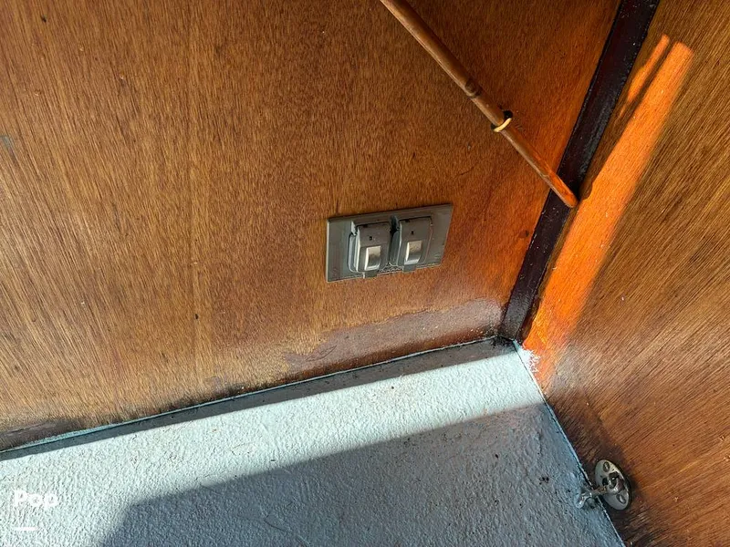 Slide: The Image of Willard Double Cabin 1968 - 15851267