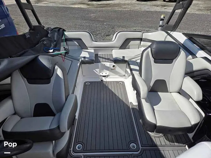 Slide: The Image of Yamaha AR240 2019 - 15328800