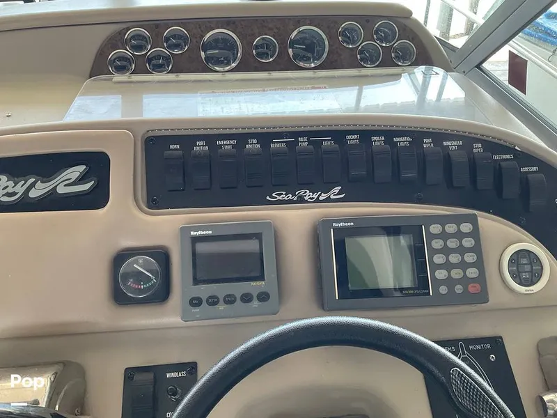 Slide: The Image of Sea Ray 310 Sundancer 1998 - 15670148