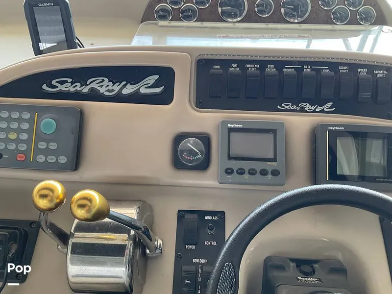 Slide: The Image of Sea Ray 310 Sundancer 1998 - 15670158