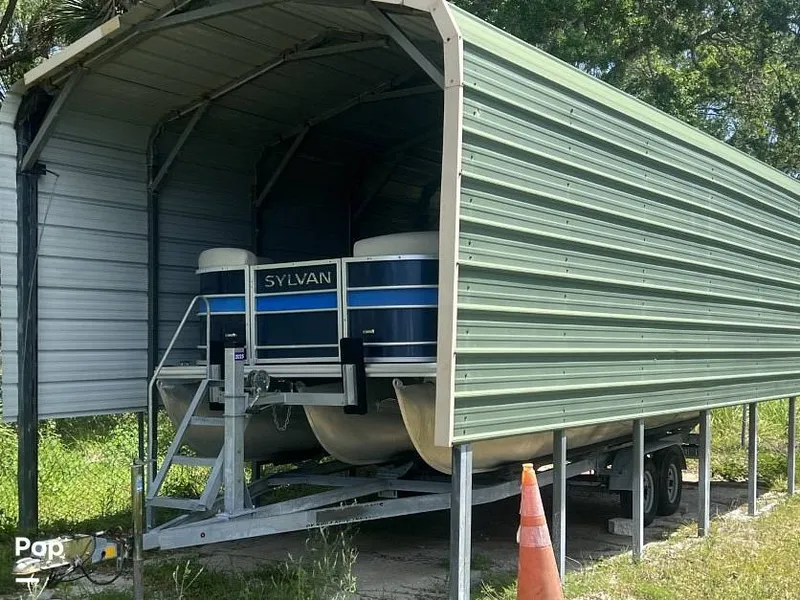 Slide: The Image of Sylvan Mirage 8520 Cruise-N-Fish 2019 - 15473412