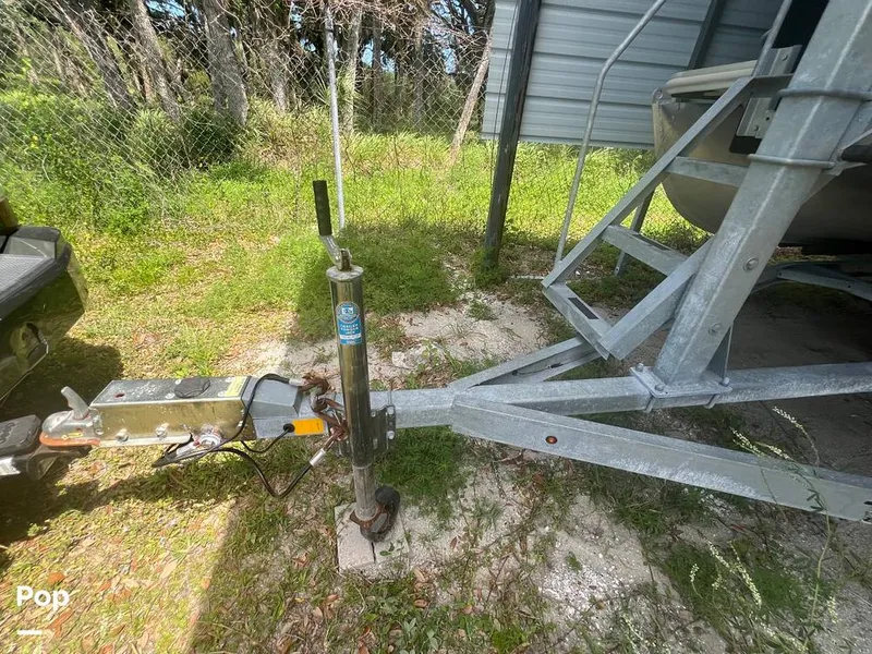 Slide: The Image of Sylvan Mirage 8520 Cruise-N-Fish 2019 - 15473418