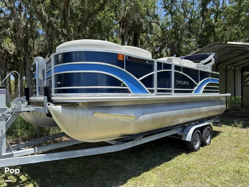 Slide: The Image of Sylvan Mirage 8520 Cruise-N-Fish 2019 - 15683346