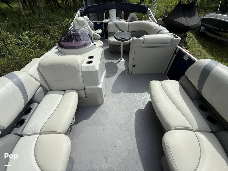 Slide: The Image of Sylvan Mirage 8520 Cruise-N-Fish 2019 - 15833692