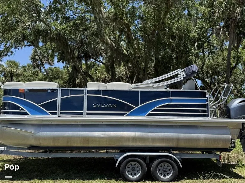 Slide: The Image of Sylvan Mirage 8520 Cruise-N-Fish 2019 - 15683345