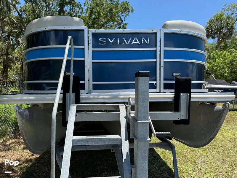 Slide: The Image of Sylvan Mirage 8520 Cruise-N-Fish 2019 - 15473444