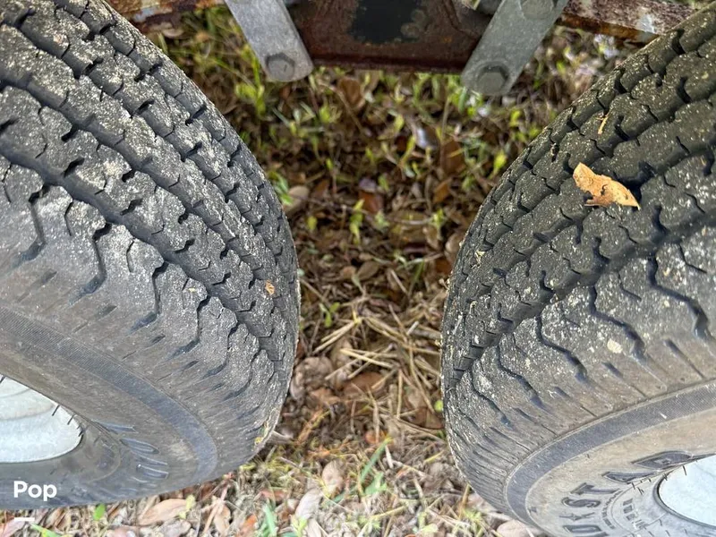 Slide: The Image of Sylvan Mirage 8520 Cruise-N-Fish 2019 - 15473449