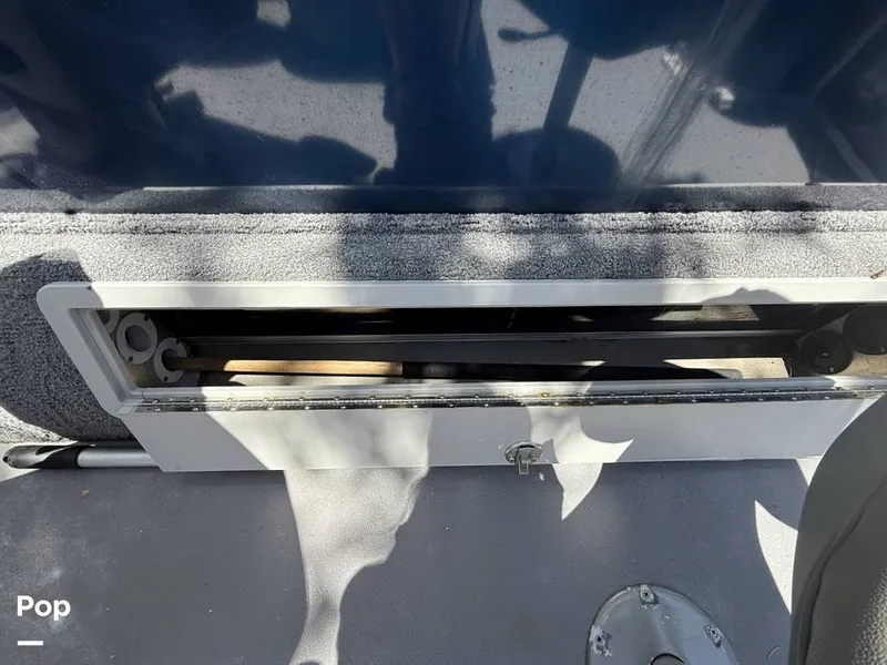 Slide: The Image of Sylvan Mirage 8520 Cruise-N-Fish 2019 - 15473520