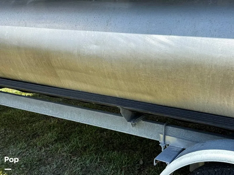 Slide: The Image of Sylvan Mirage 8520 Cruise-N-Fish 2019 - 15473518