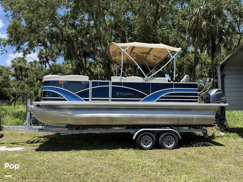 Slide: The Image of Sylvan Mirage 8520 Cruise-N-Fish 2019 - 15683353