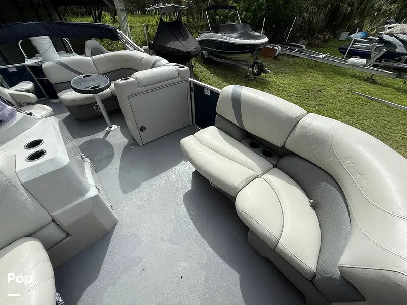 Slide: The Image of Sylvan Mirage 8520 Cruise-N-Fish 2019 - 15833675