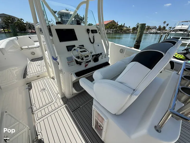 Slide: The Image of Century 3200 CC 2015 - 15410556