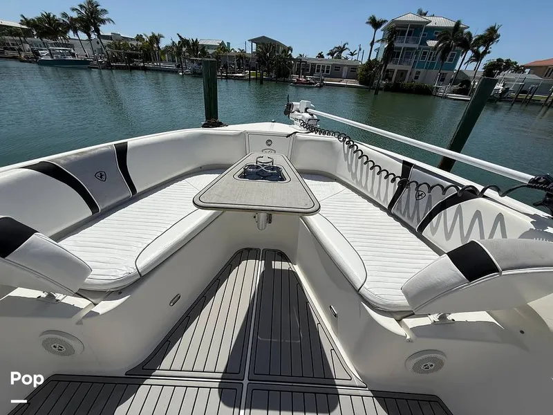 Slide: The Image of Century 3200 CC 2015 - 15410561