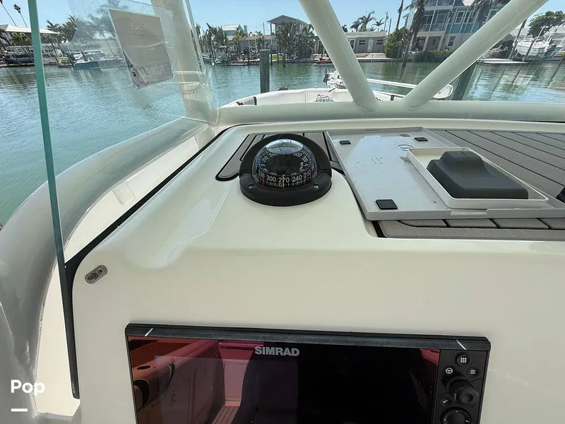 Slide: The Image of Century 3200 CC 2015 - 15410606