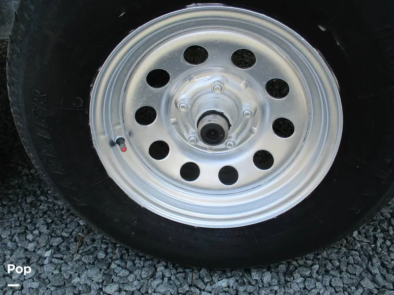 Slide: The Image of Jeanneau Leader 7.5 CC 2022 - 15384295