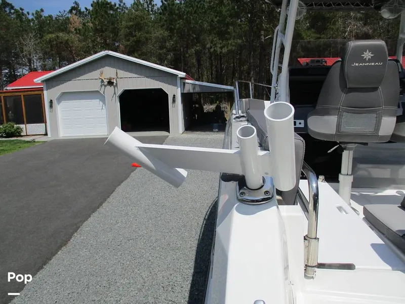 Slide: The Image of Jeanneau Leader 7.5 CC 2022 - 15384246