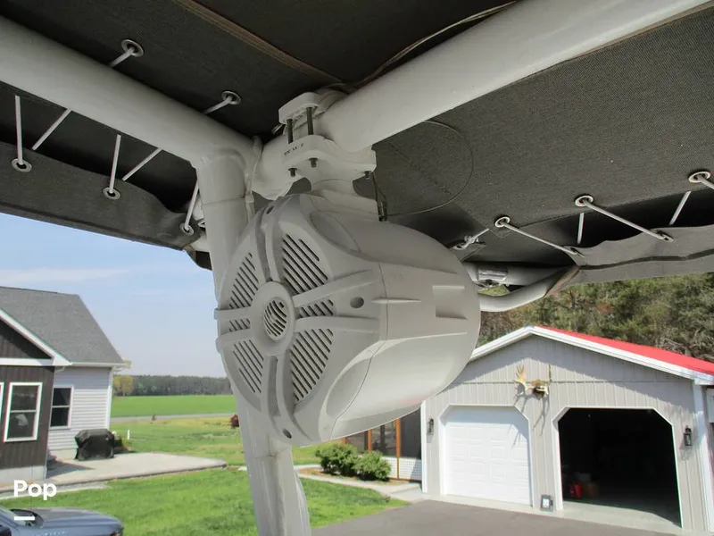 Slide: The Image of Jeanneau Leader 7.5 CC 2022 - 15384342