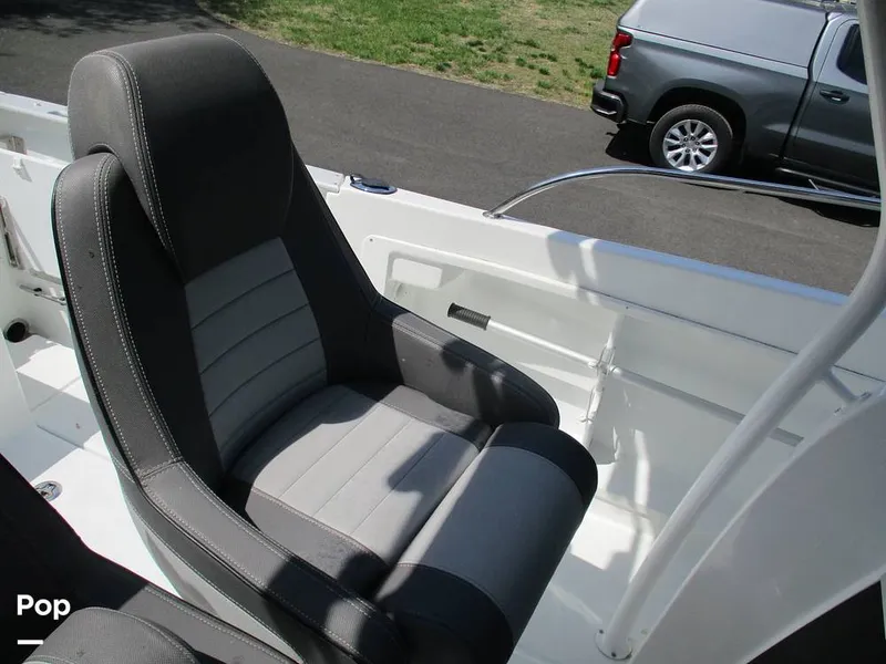 Slide: The Image of Jeanneau Leader 7.5 CC 2022 - 15384350