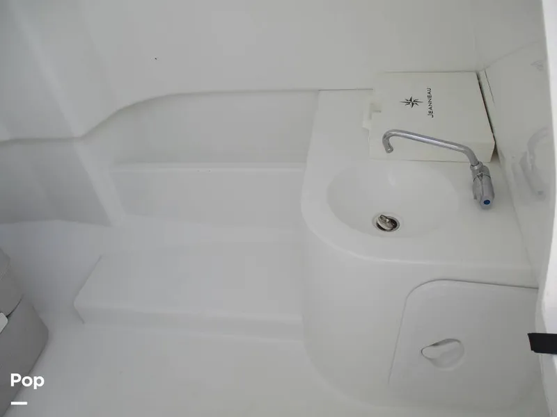 Slide: The Image of Jeanneau Leader 7.5 CC 2022 - 15384354