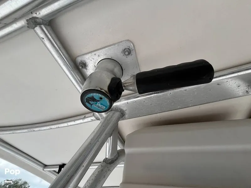 Slide: The Image of Angler 2500 CC 2006 - 15390719