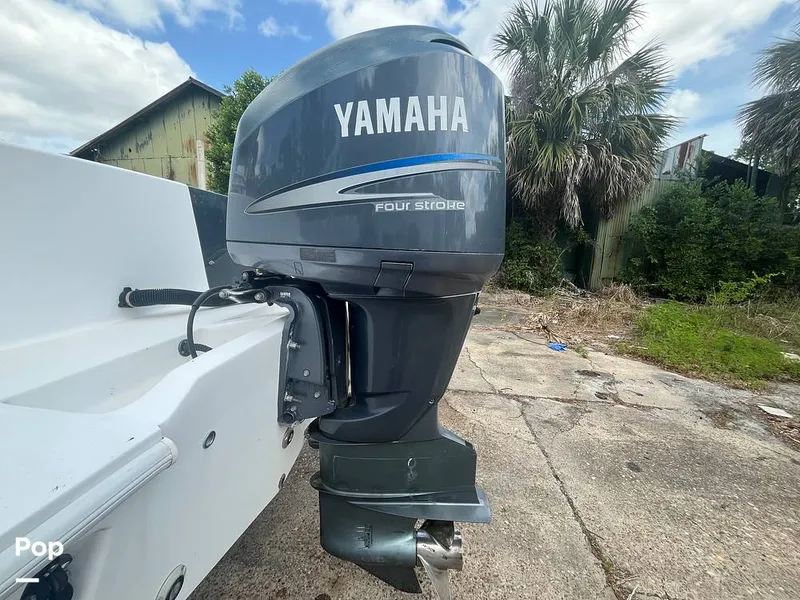 Slide: The Image of Angler 2500 CC 2006 - 15390489