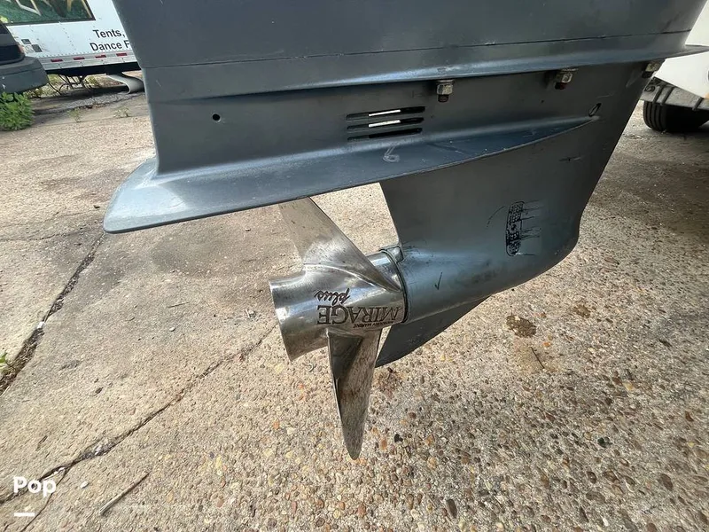 Slide: The Image of Angler 2500 CC 2006 - 15390492