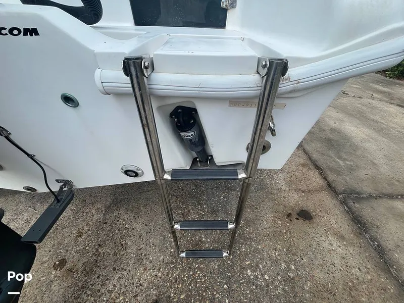 Slide: The Image of Angler 2500 CC 2006 - 15390494