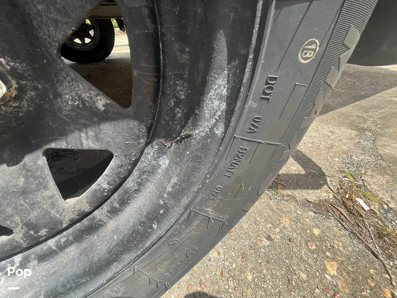 Slide: The Image of Angler 2500 CC 2006 - 15390519