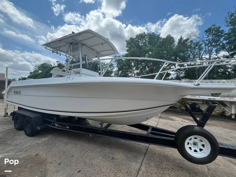 Slide: The Image of Angler 2500 CC 2006 - 15390479