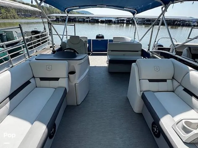 Slide: The Image of Godfrey Sweetwater 2286SB 2022 - 15351877