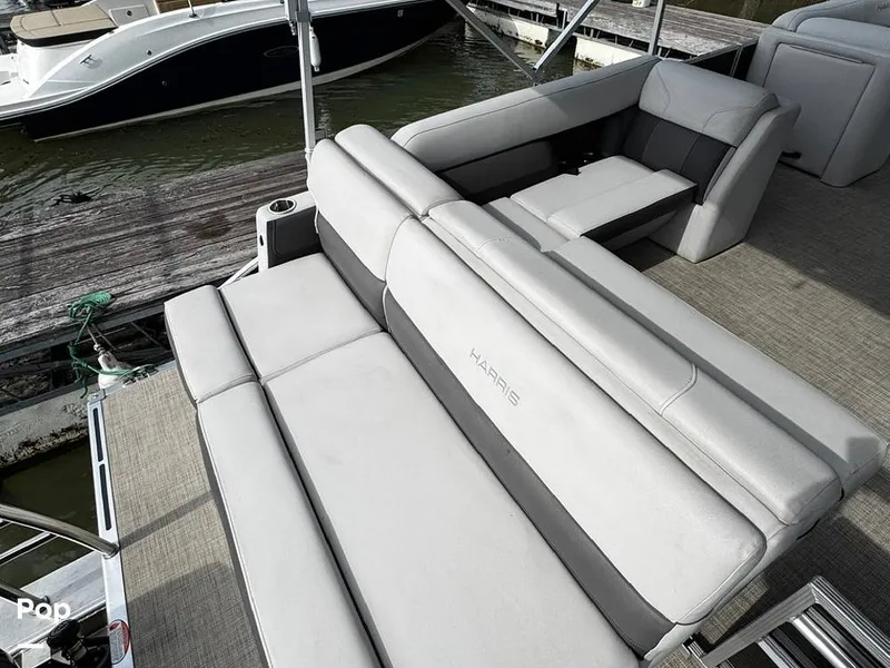 Slide: The Image of Harris Cruiser 210 2022 - 15338932