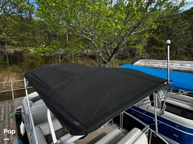 Slide: The Image of Harris Cruiser 210 2022 - 15338929