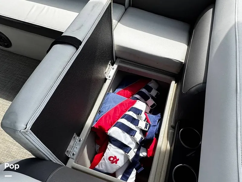 Slide: The Image of Harris Cruiser 210 2022 - 15338937